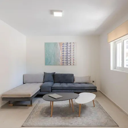 Costa Vasia Seaside And *