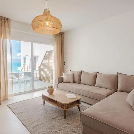 Costa Vasia Seaside And