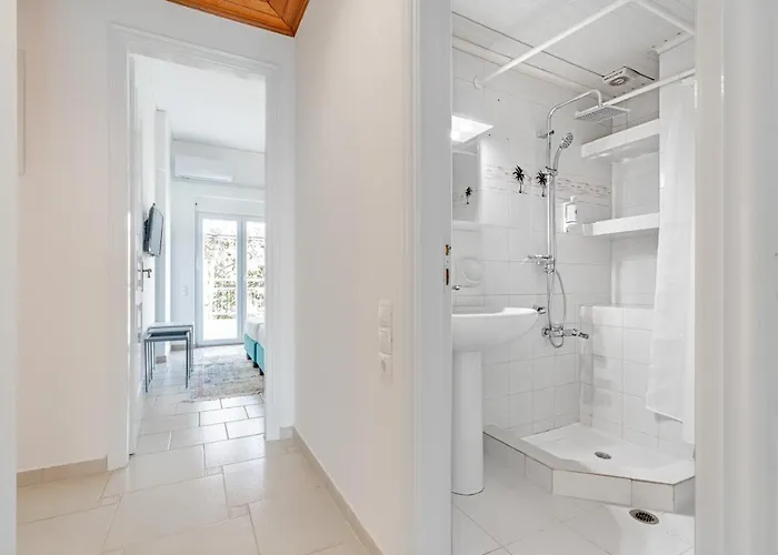 Costa Vasia Seaside And