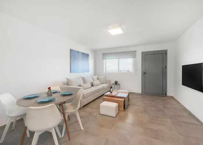 Lejlighed Costa Vasia Seaside And