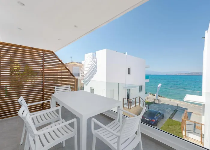 Costa Vasia Seaside And Διαμέρισμα