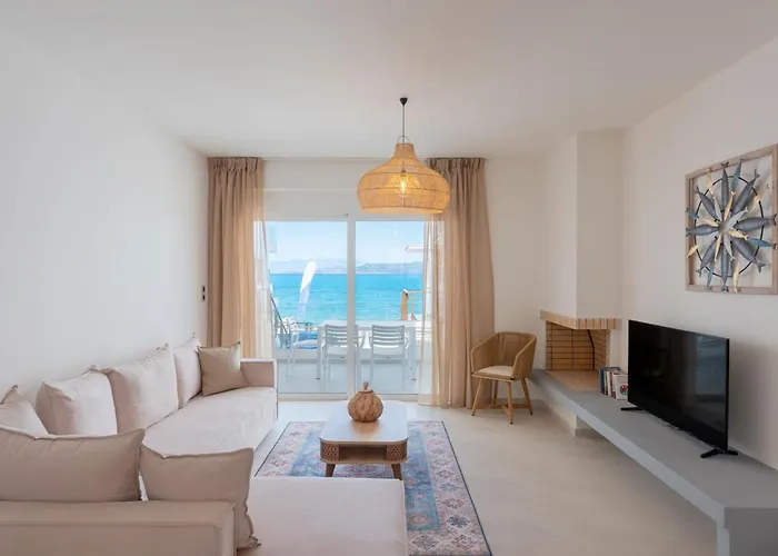 Costa Vasia Seaside And Lägenhet Vrahati