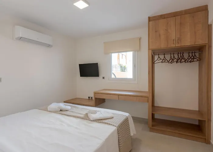 Costa Vasia Seaside And