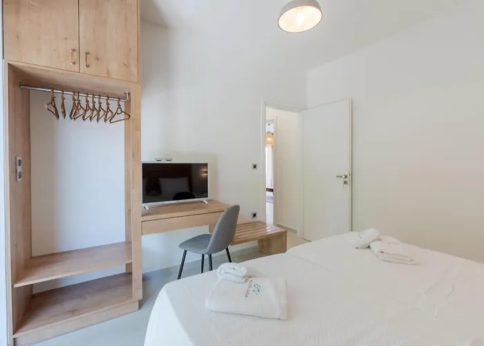 Costa Vasia Seaside And